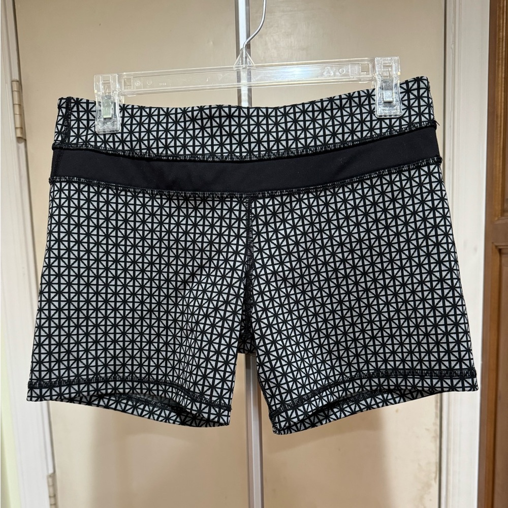Lululemon Athletica Black/Grey Shorts Women’s Size 8reg.